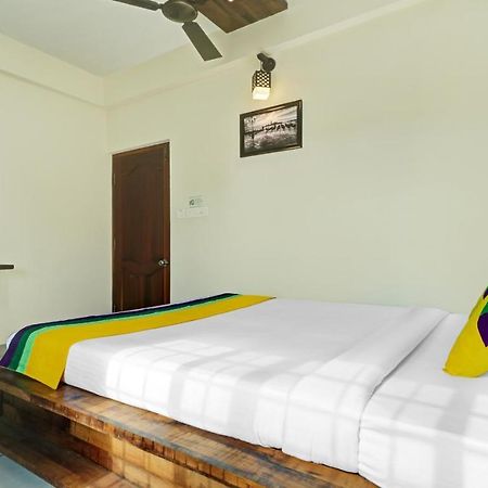 Itsy Hotels Colors Stay Chikmagalūr Extérieur photo