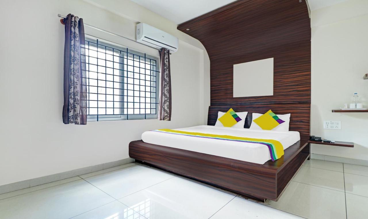 Itsy Hotels Colors Stay Chikmagalūr Extérieur photo